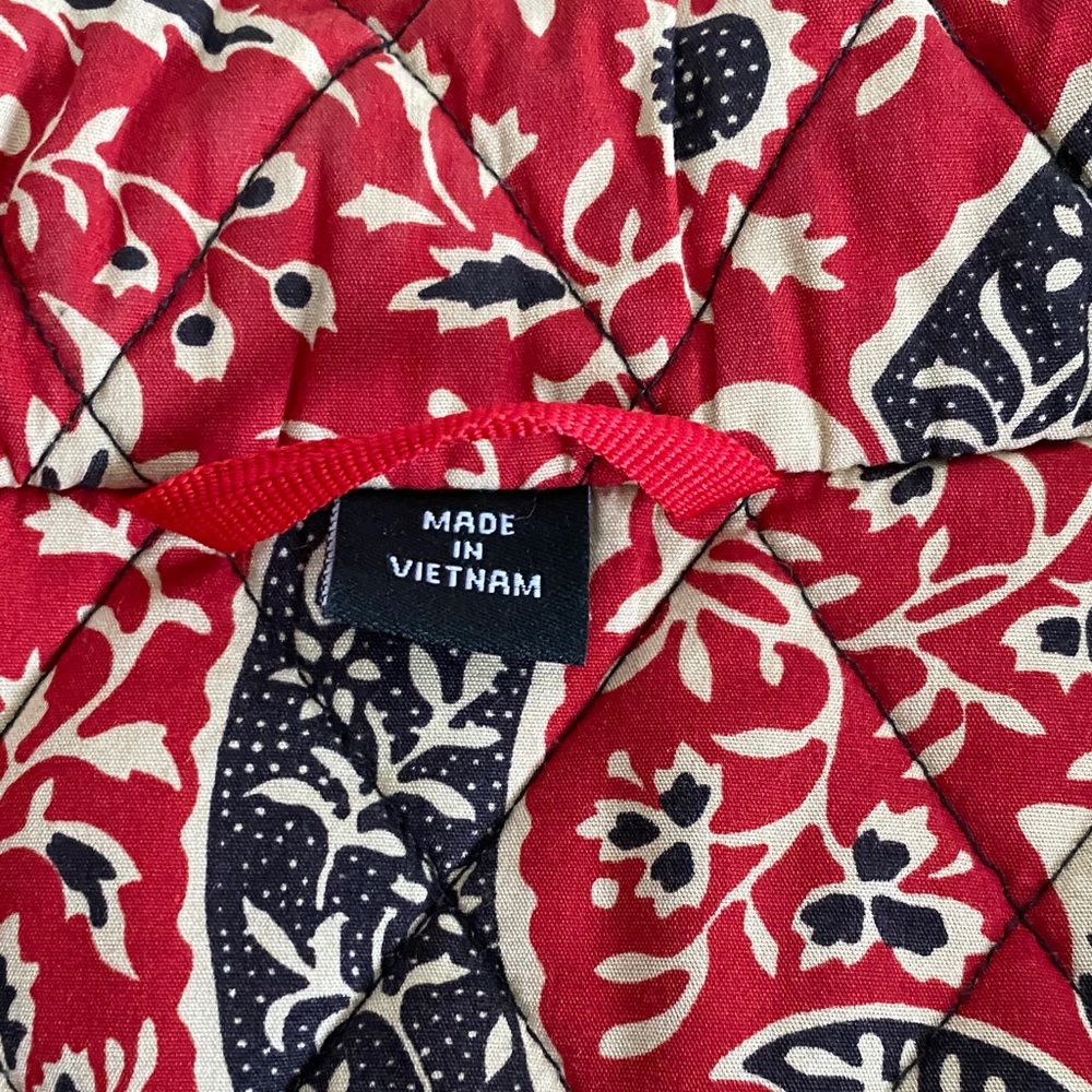 Barbour Black Quilted Utility Jacket with Red Paisley Lining - Picture 9 of 13